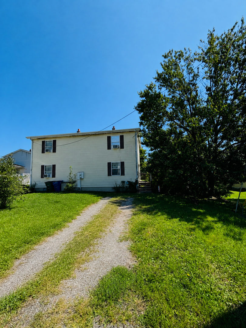 Duplex in Christiansburg – photo 1