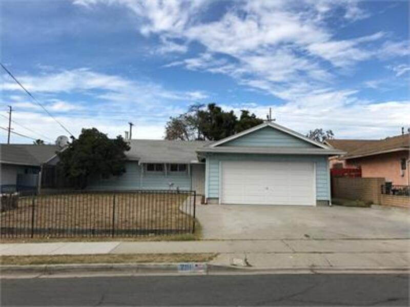 2111 Melrose St – photo 2