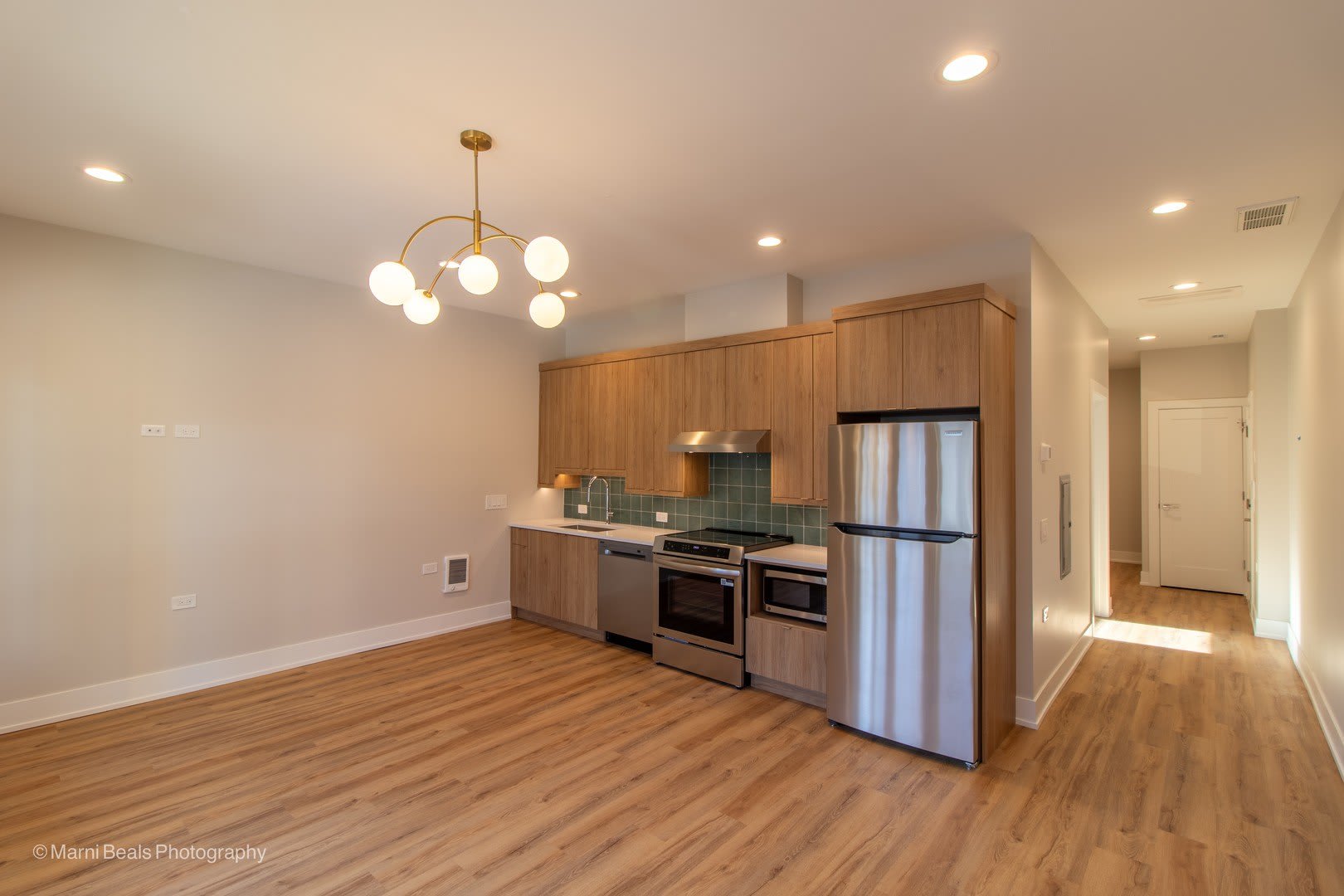6749 S Langley Avenue – photo 4