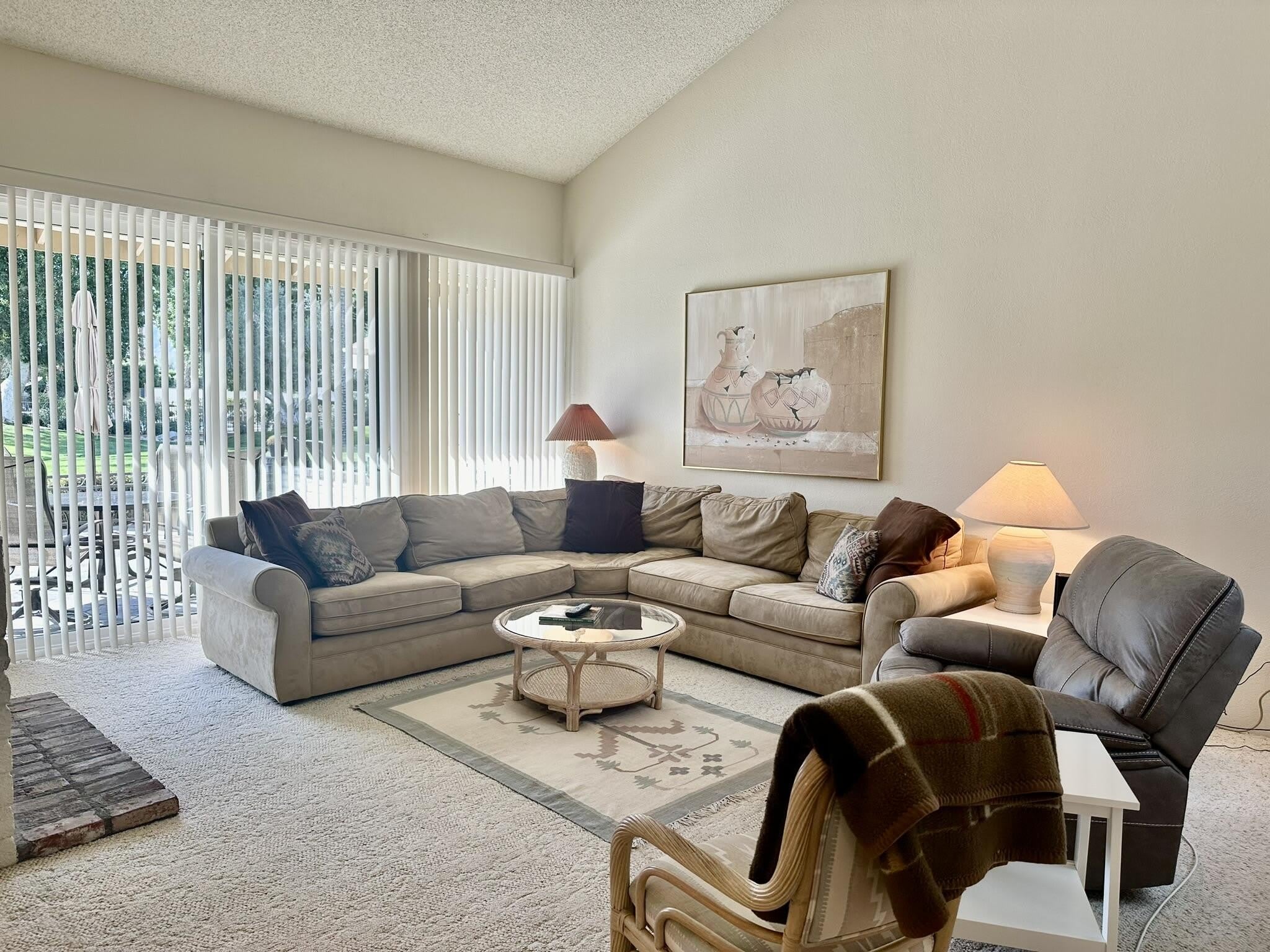 207 Serena Drive – photo 3