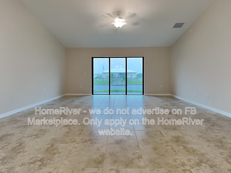 1730 NW 6th Pl – photo 2