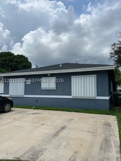 2249 NW 66th St – photo 4
