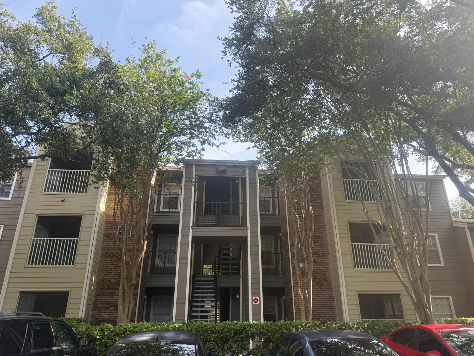 2201 Metropolitan Way – photo 3