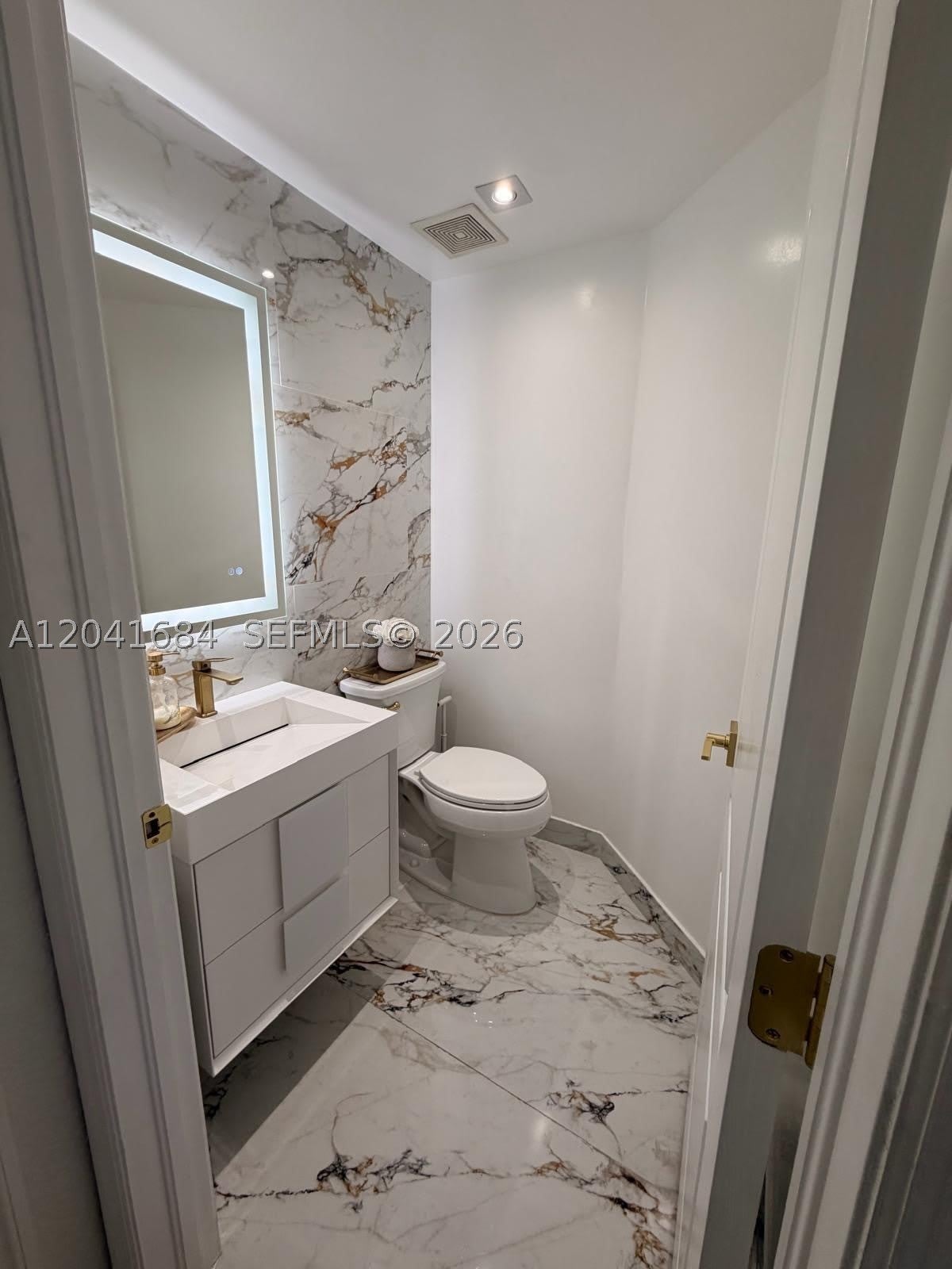10958 NW 86th Ter – photo 4