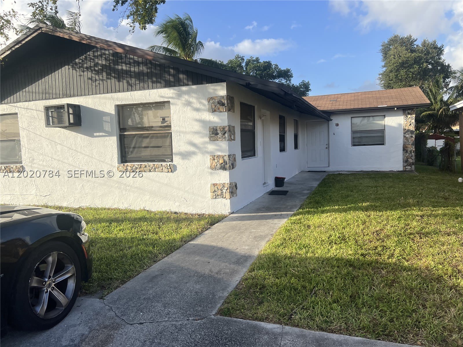 4809 SW 25th St – photo 1