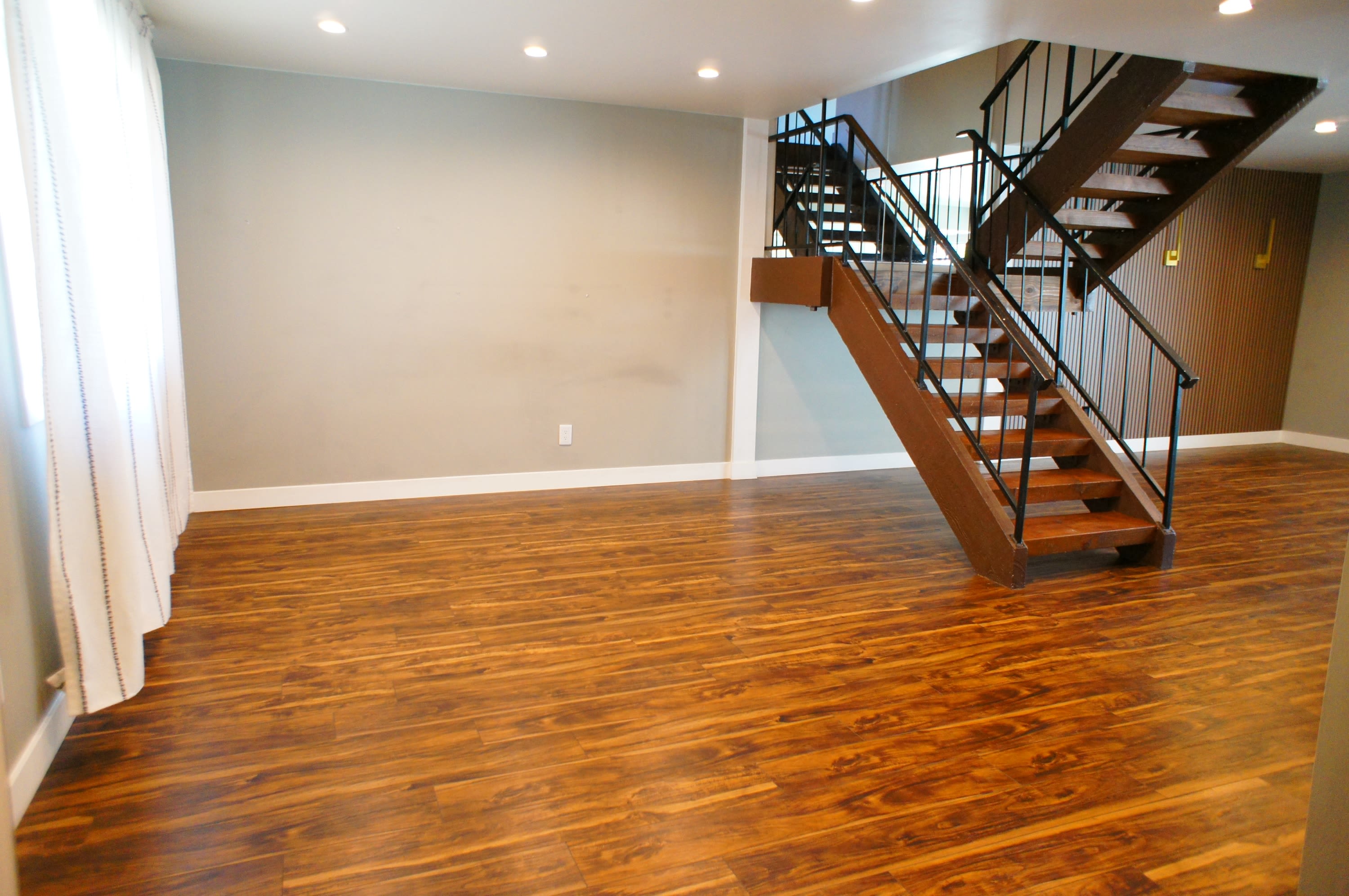 4206 North Parkway Avenue – photo 2