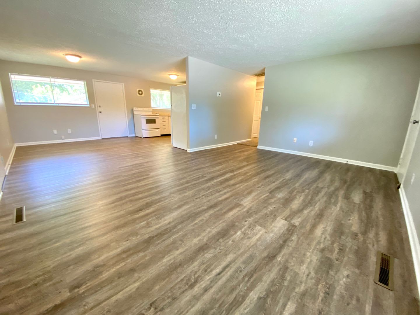 4417 Grayson – photo 3
