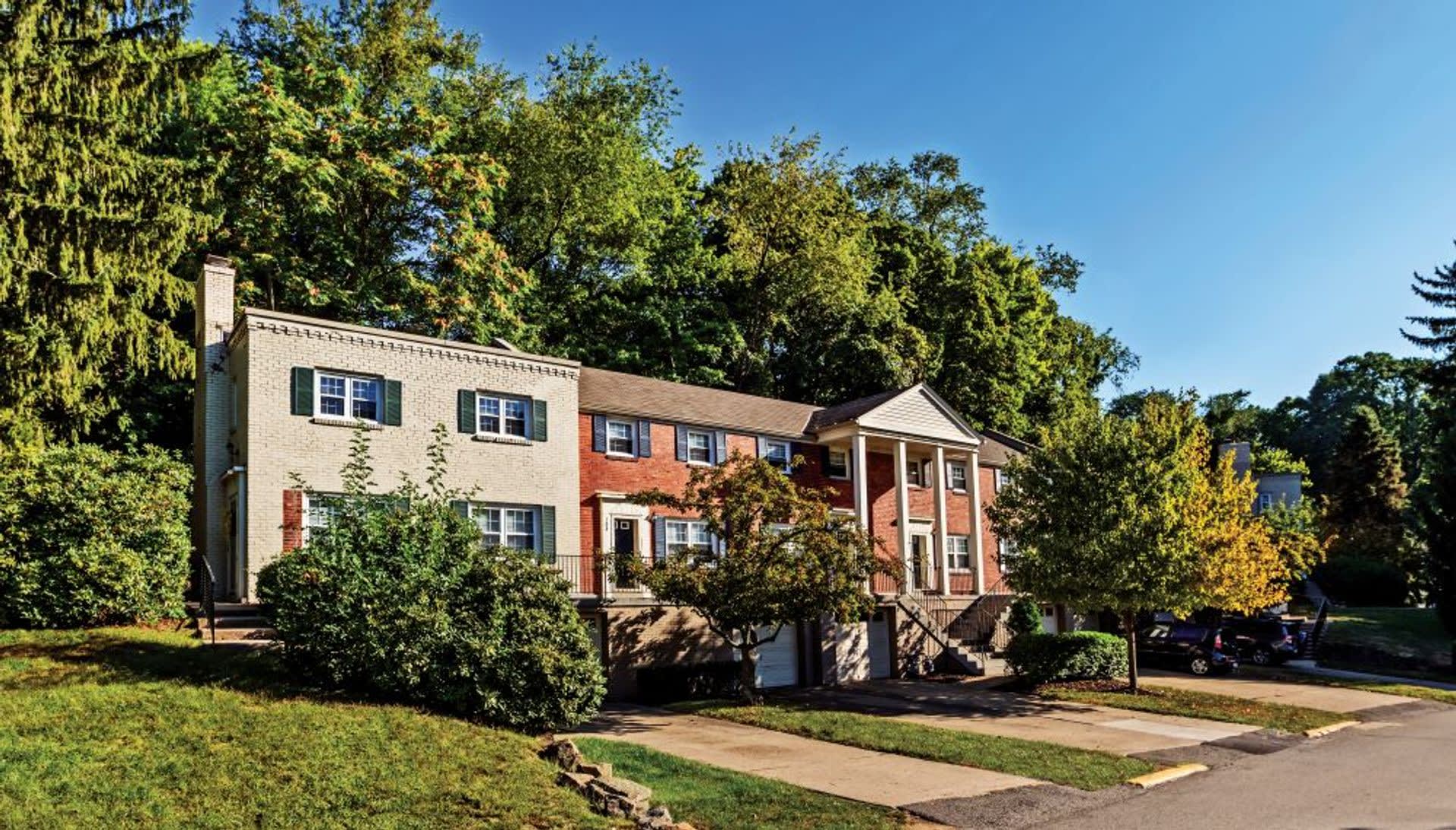 Rossview Heights Townhomes – photo 4
