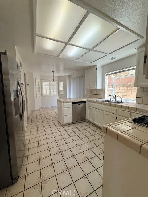 12022 Falcon Crest Way – photo 3
