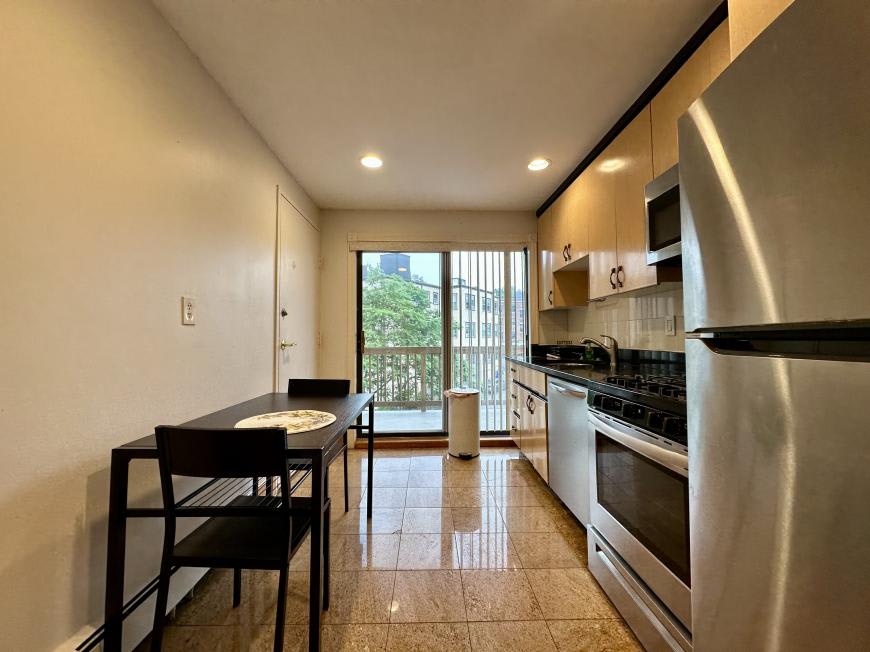 1714 Commonwealth Ave. – photo 3