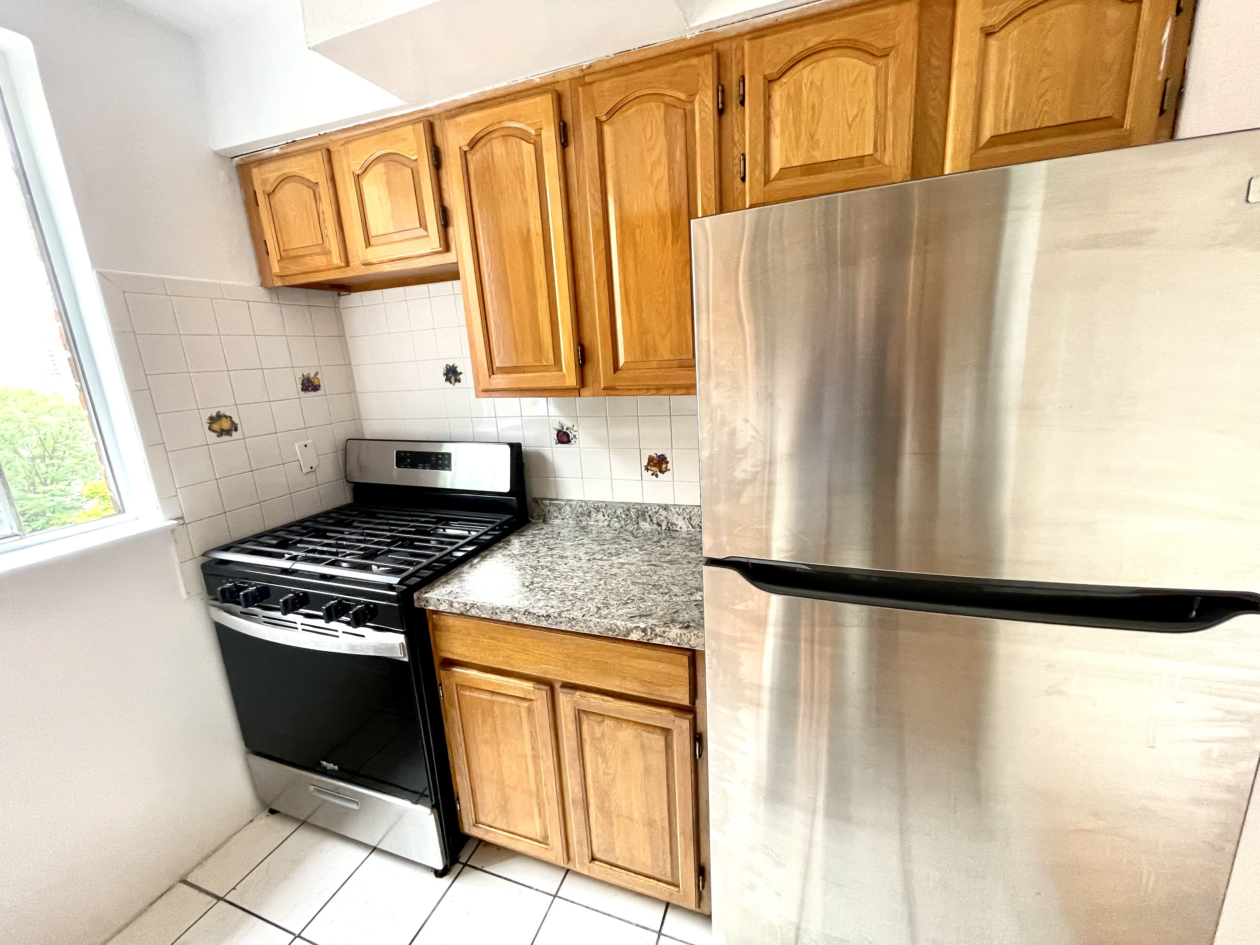 2744 Johnson Ave – photo 2