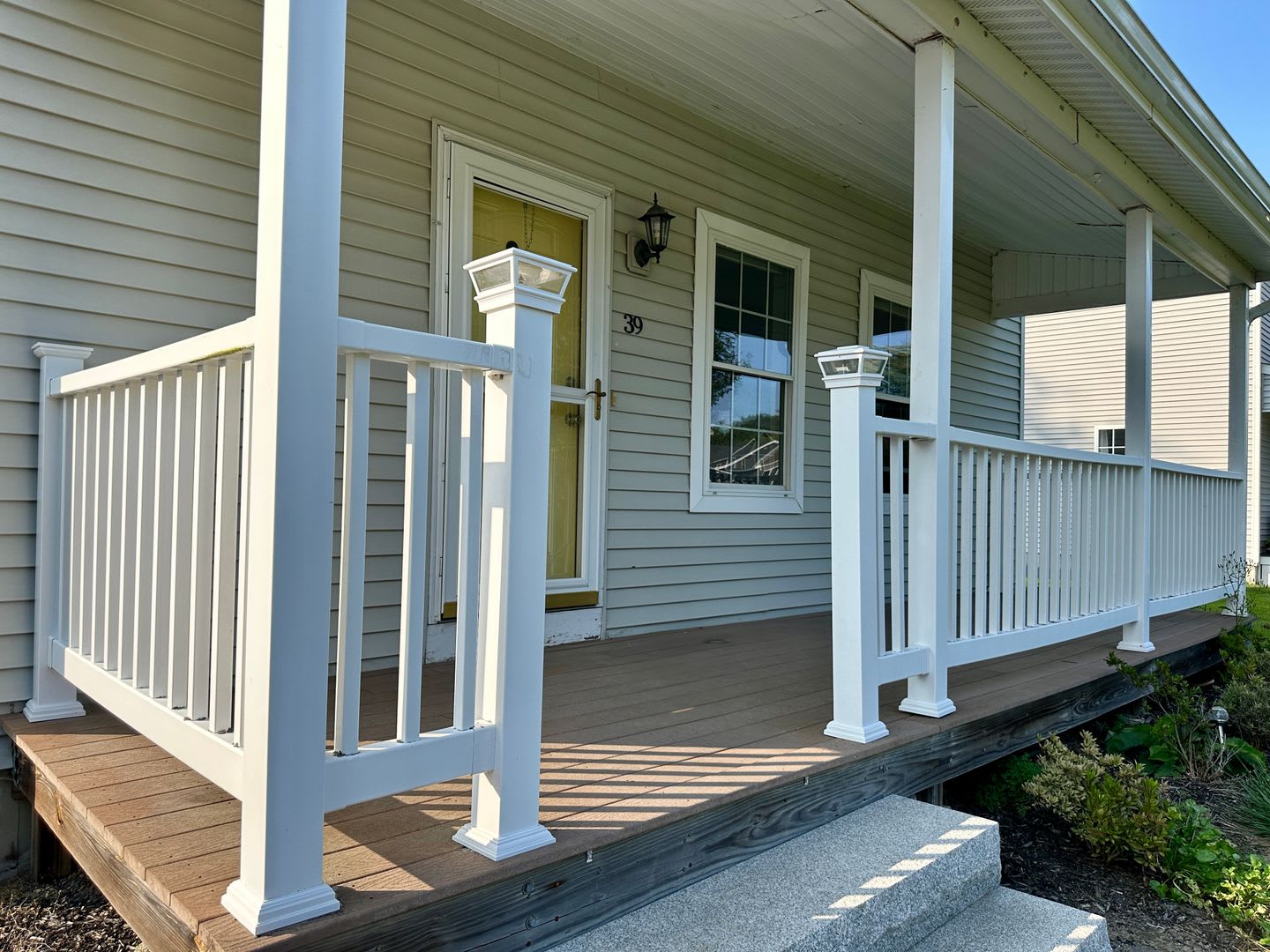 Like New 3BR, 1.5 bathroom Colonial For Rent – photo 2