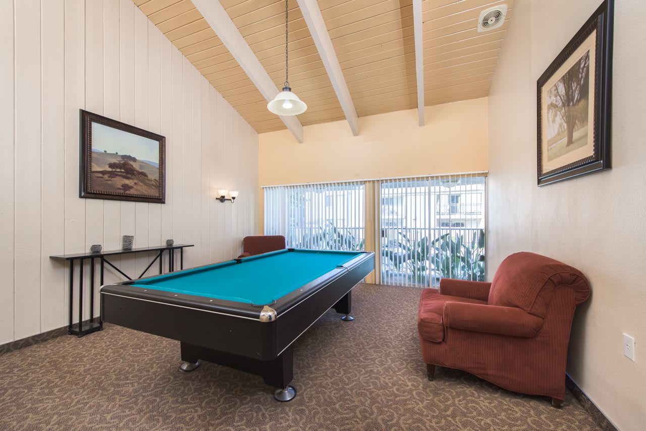 Tarzana Terraces – photo 2