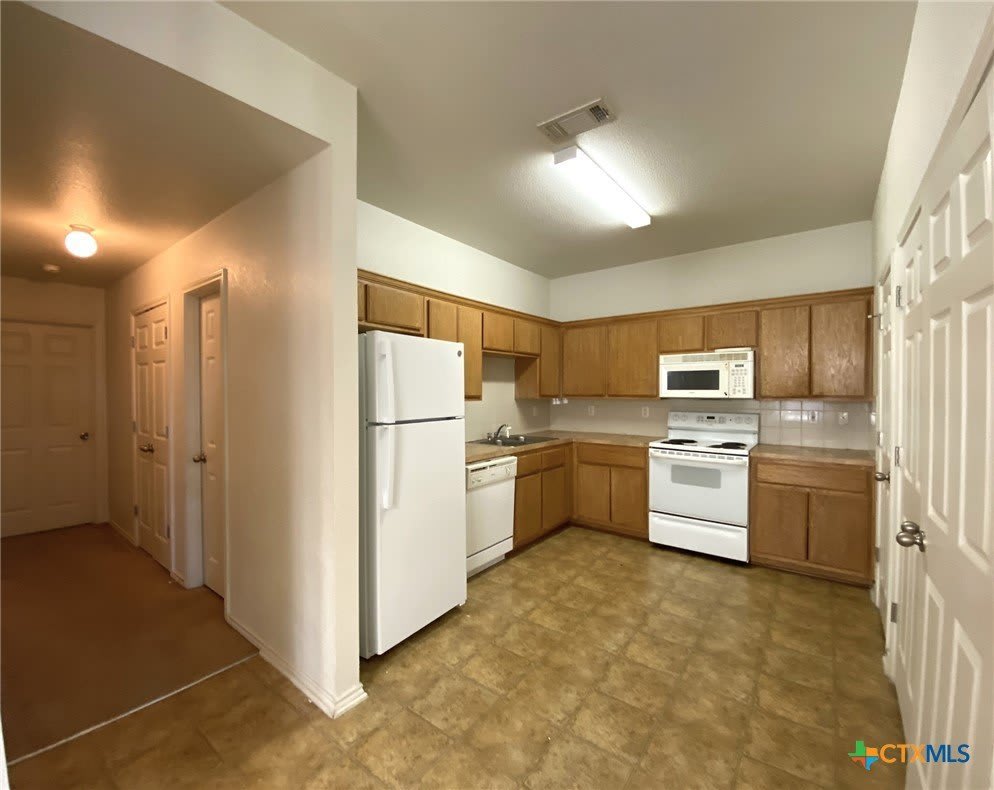 2910 Ashley Drive – photo 4