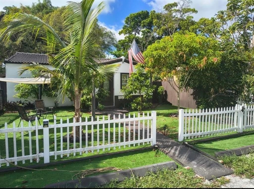 2206 Coolidge Street – photo 1
