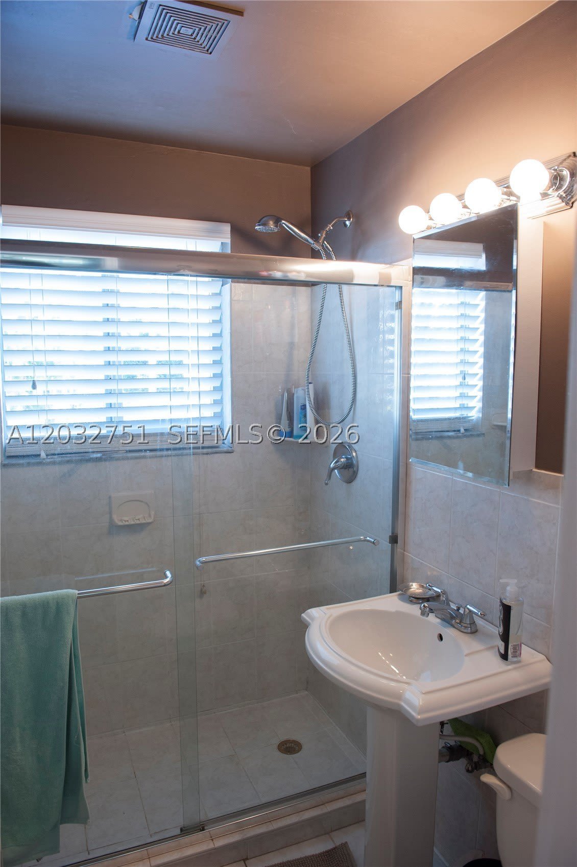 1840 James Ave – photo 5