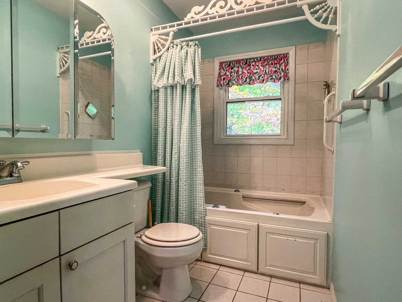 102 Raymbault Drive – photo 4