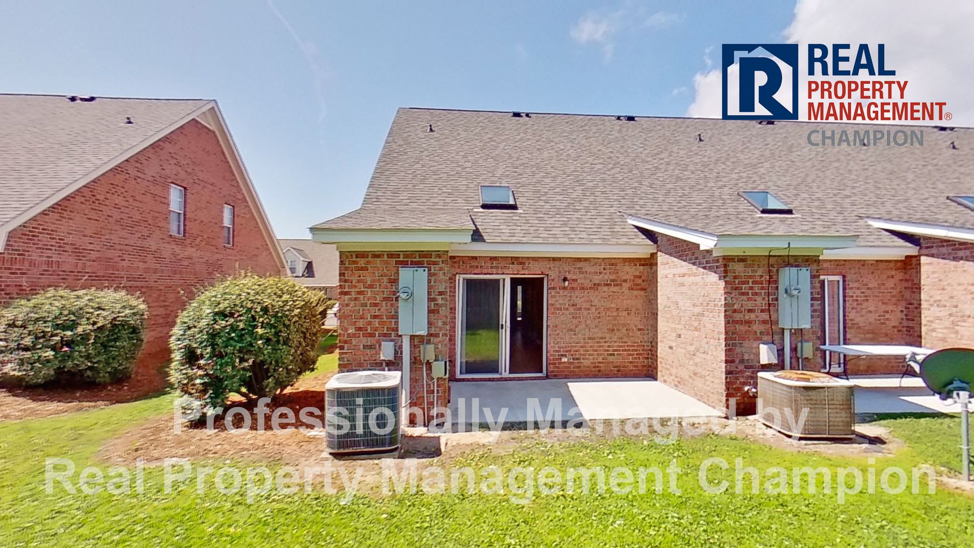 Immaculate Townhome near Monkey Junction – photo 2