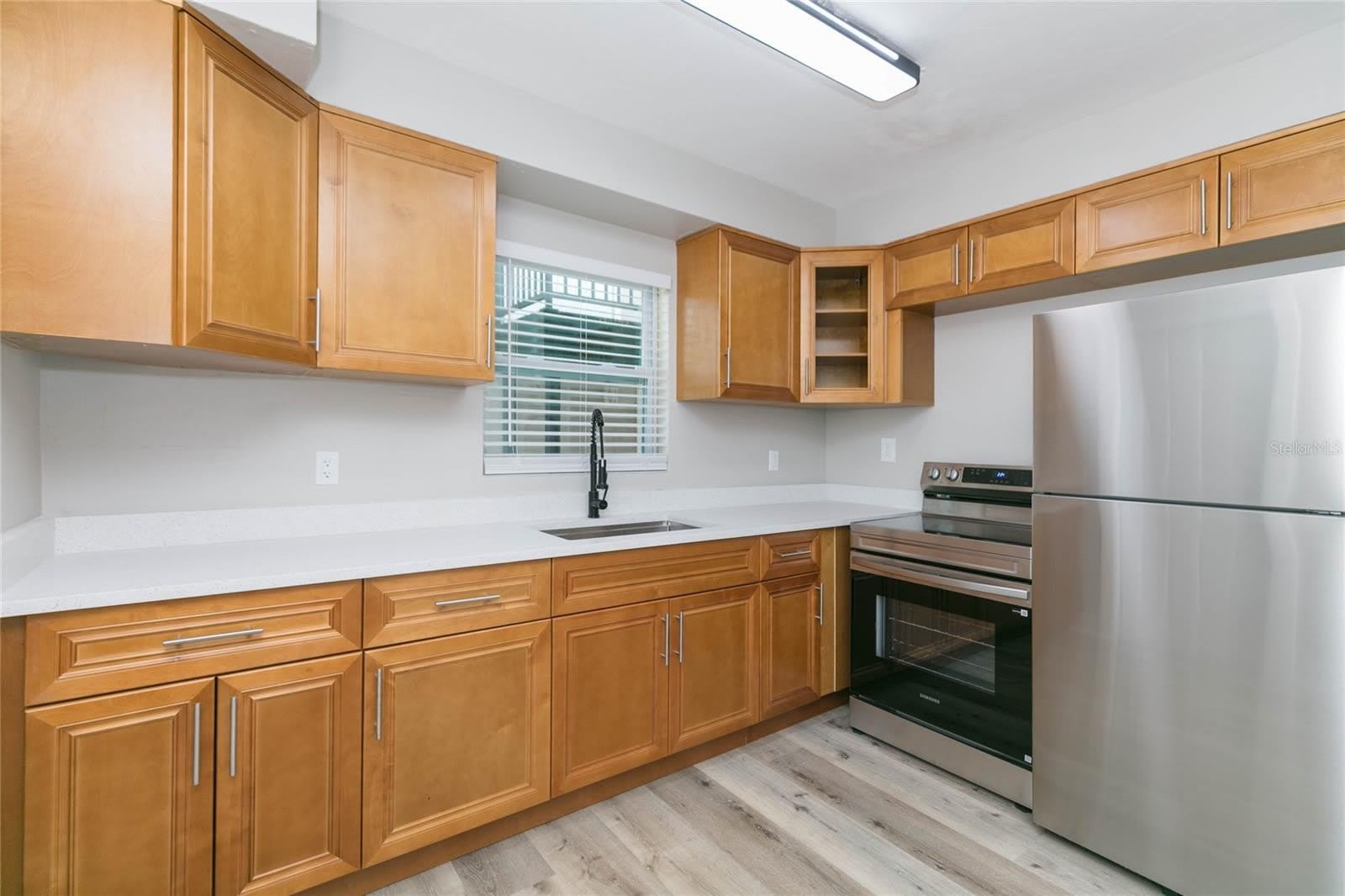 2600 52Nd Avenue N – photo 5