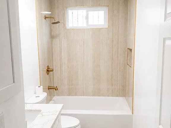9118 Avalon Blvd – photo 4