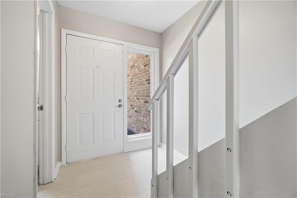 125 Tower Drive – photo 4