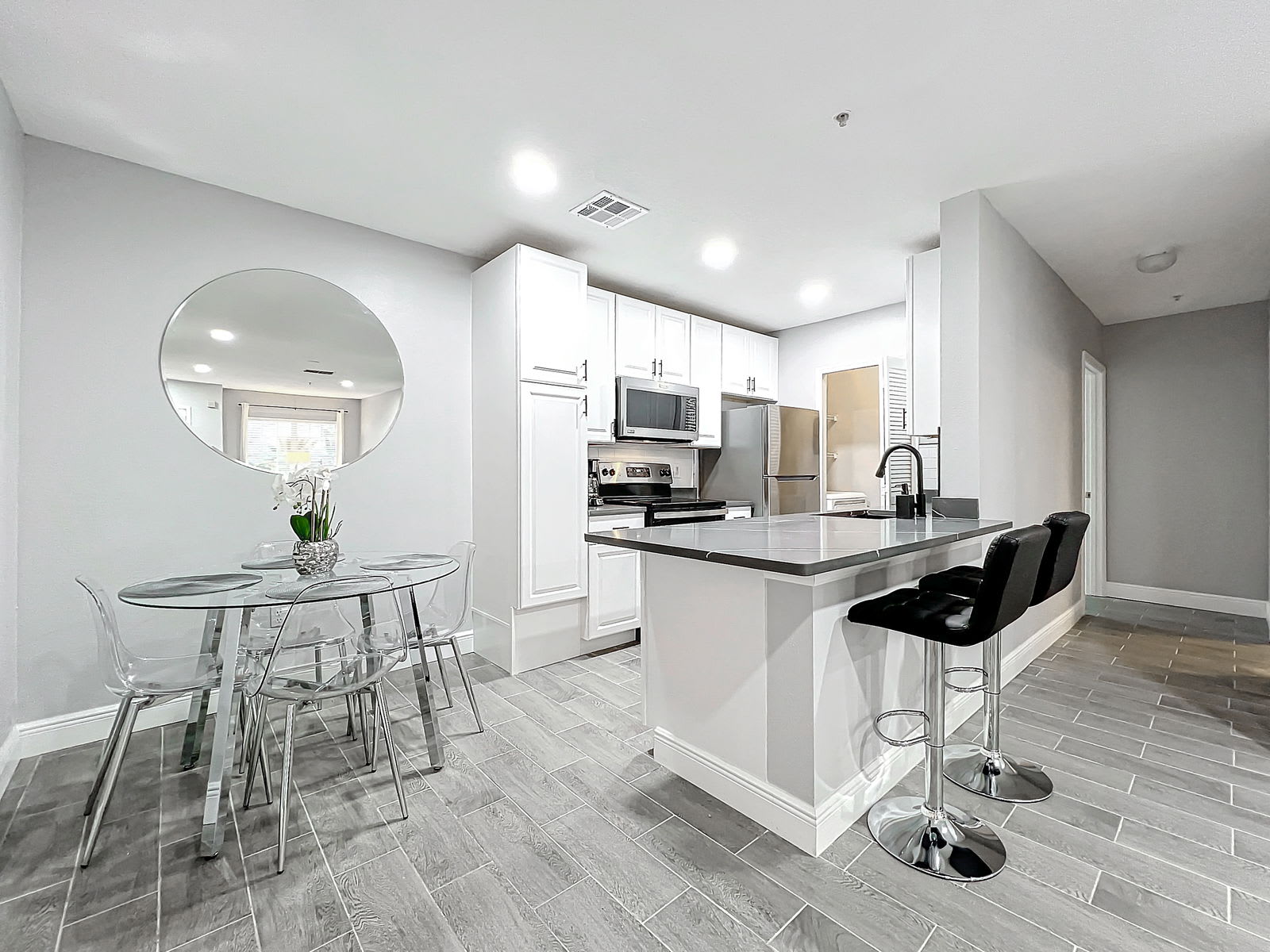 4352 South Kirkman Road – photo 3
