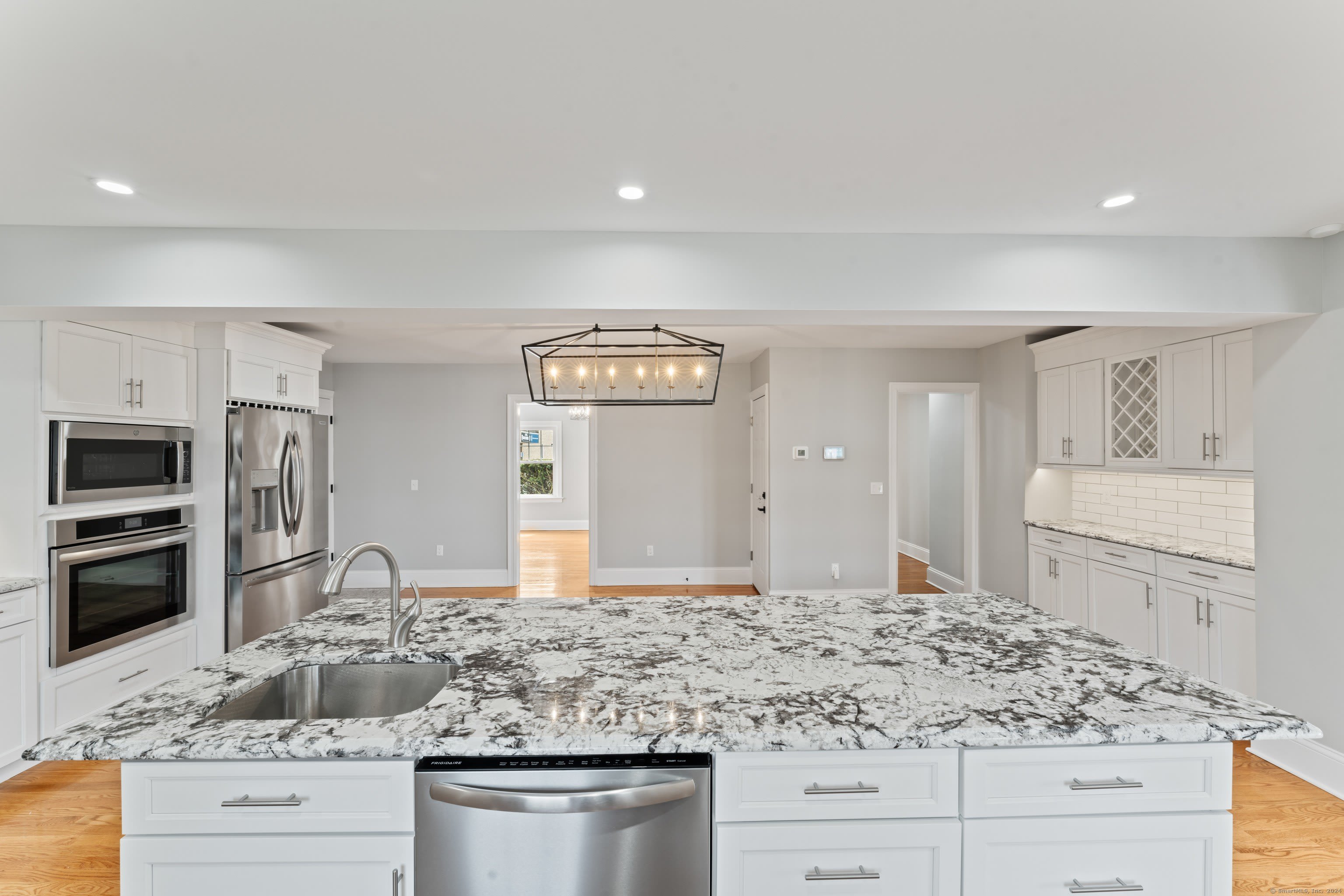 80 Third Street – photo 4