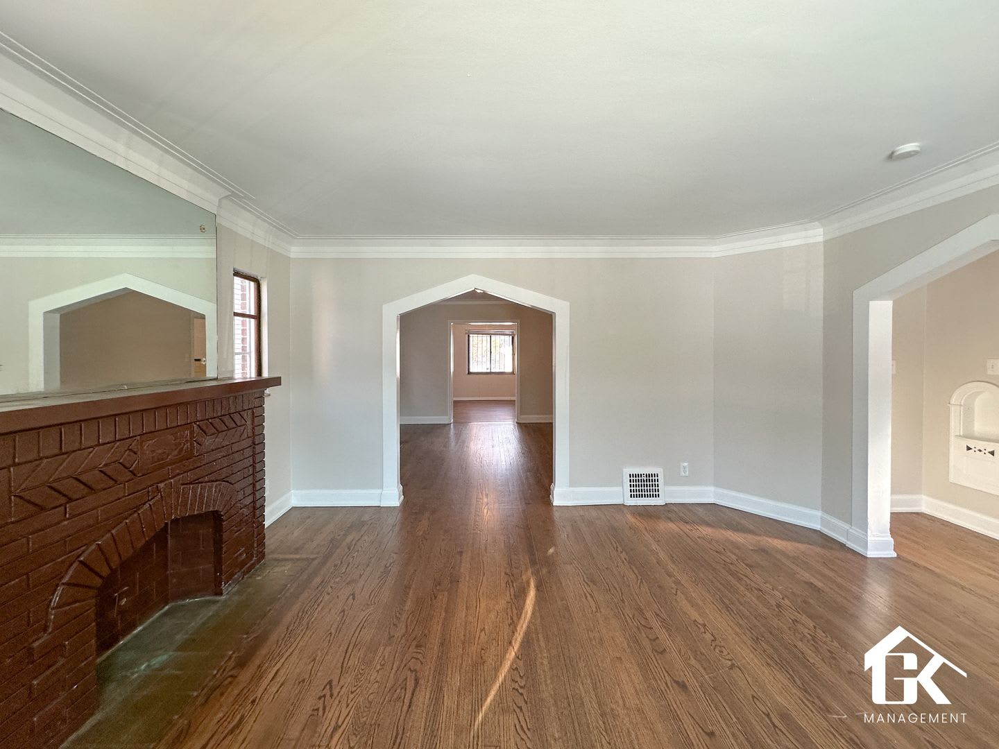 AVAILABLE NOW Home in University District 1451 sq ft Westside 3bd/1.5ba – photo 4