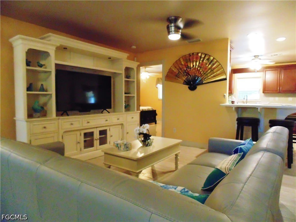 1120 Se 33 Terrace – photo 5