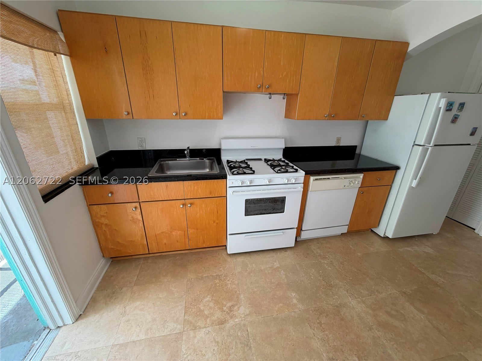 1027 Euclid Ave – photo 2