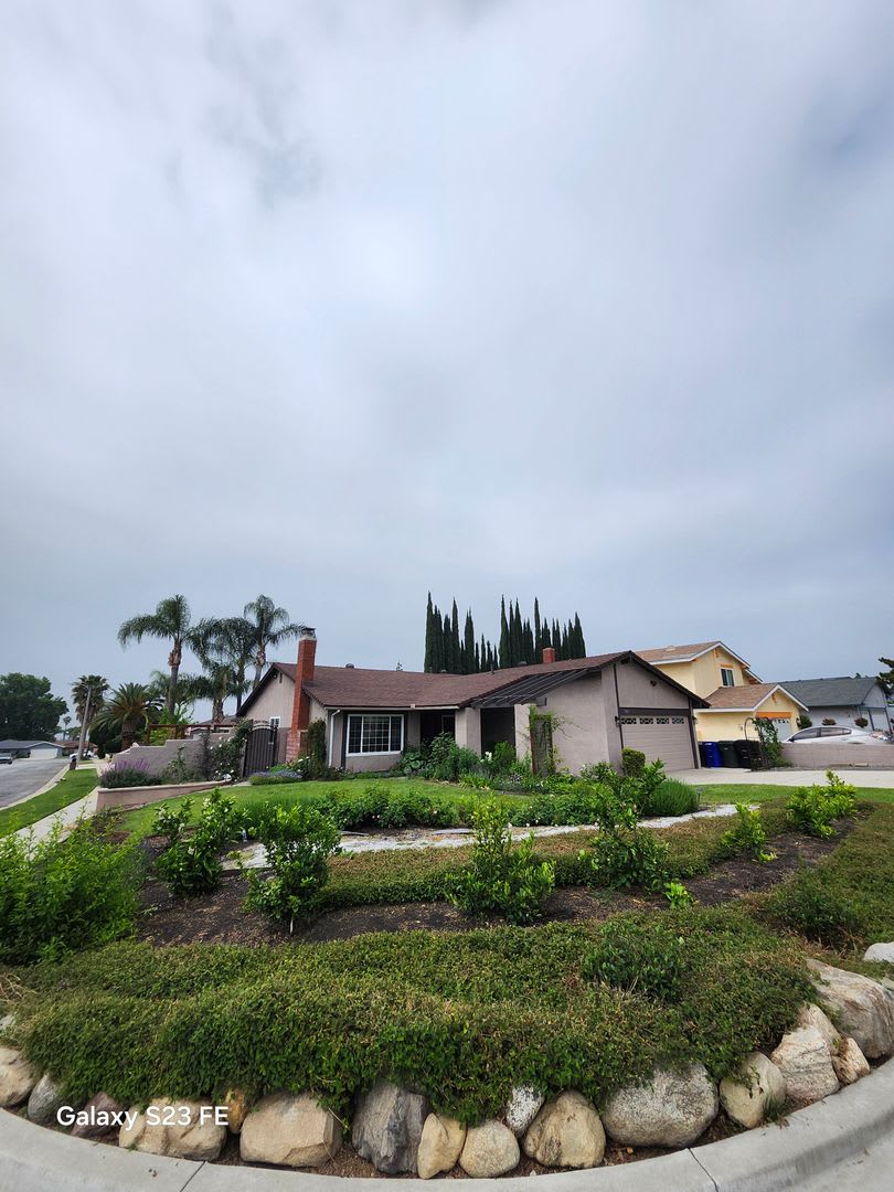 THIS HOUSE IS SPLIT in a quiet Rancho Cucamonga neighborhood – photo 2