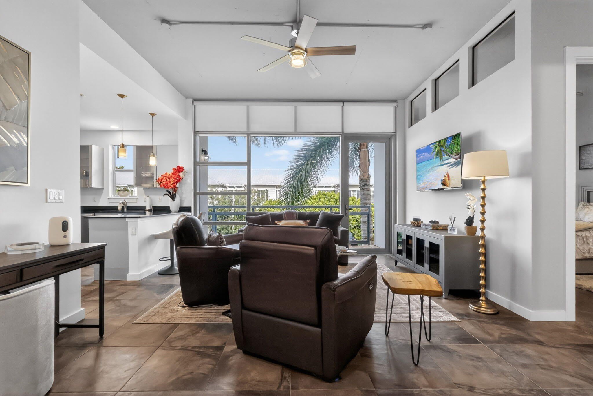 365 SE 6th Avenue – photo 1