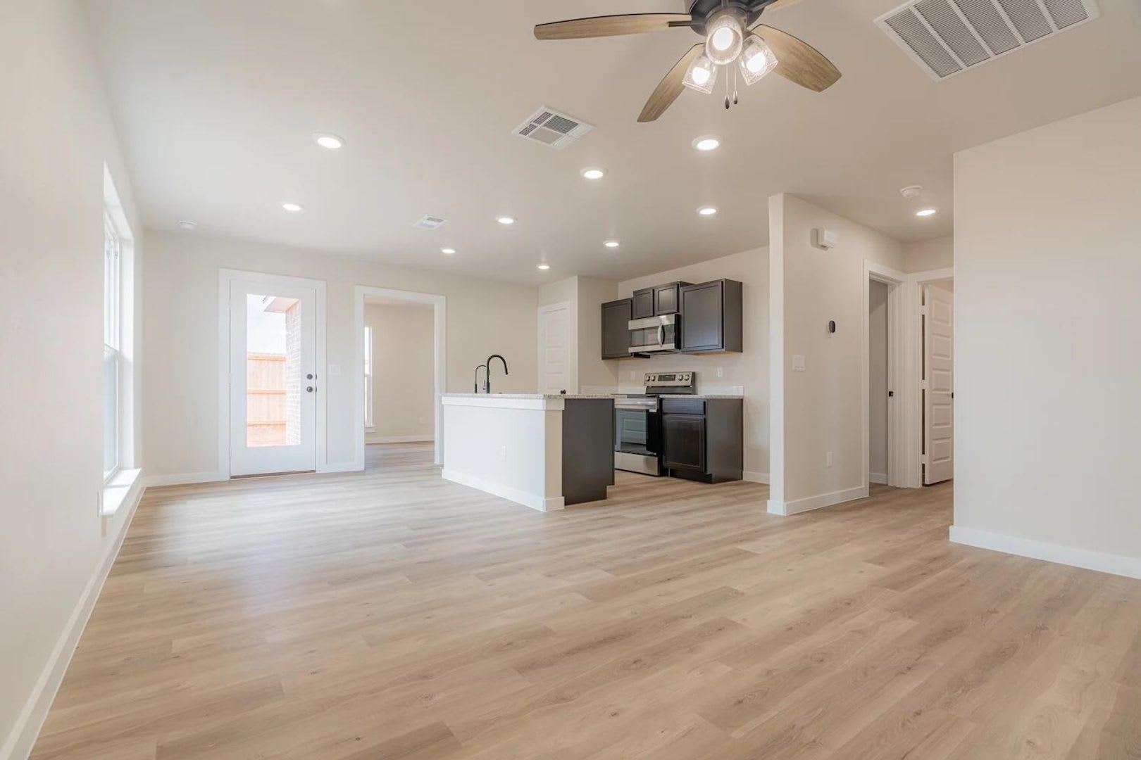 Charming 3 Bedroom Home in Frenship ISD – photo 2