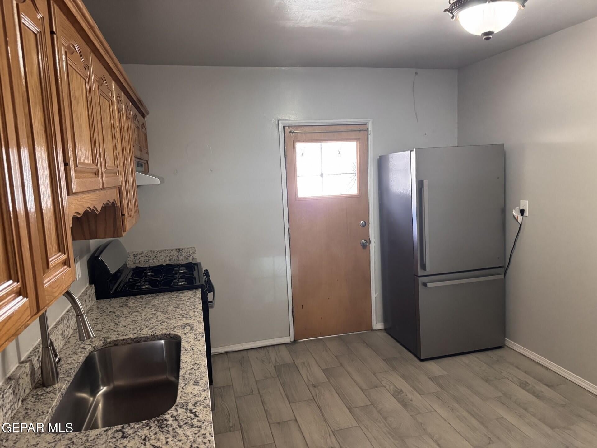 5915 TROWBRIDGE Drive – photo 4