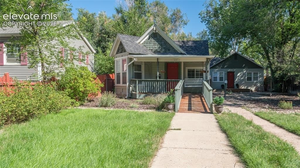 520 W Pikes Peak Avenue – photo 1