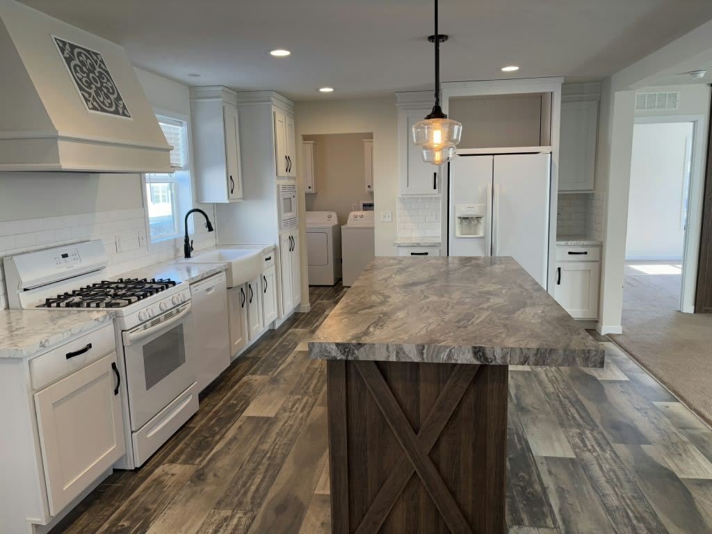 25638 Baltusrol Drive – photo 2