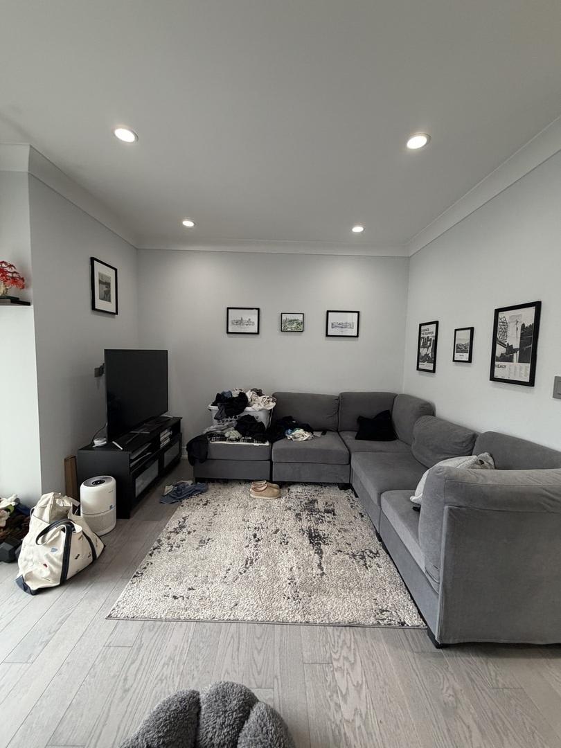 2145 West Fletcher St. – photo 2