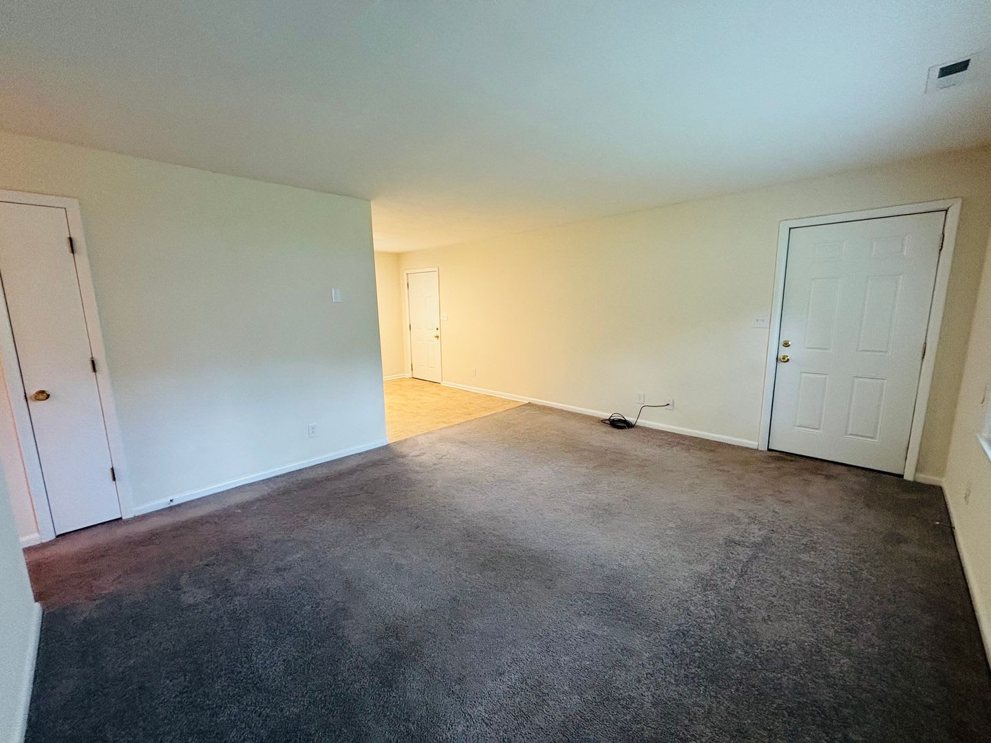 3 Bedroom, 2 Bath Duplex – photo 3
