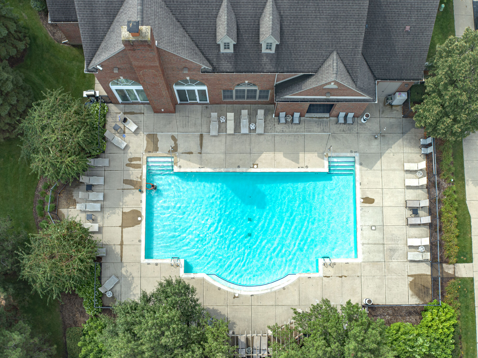 The Lake Shore Apartments – photo 5