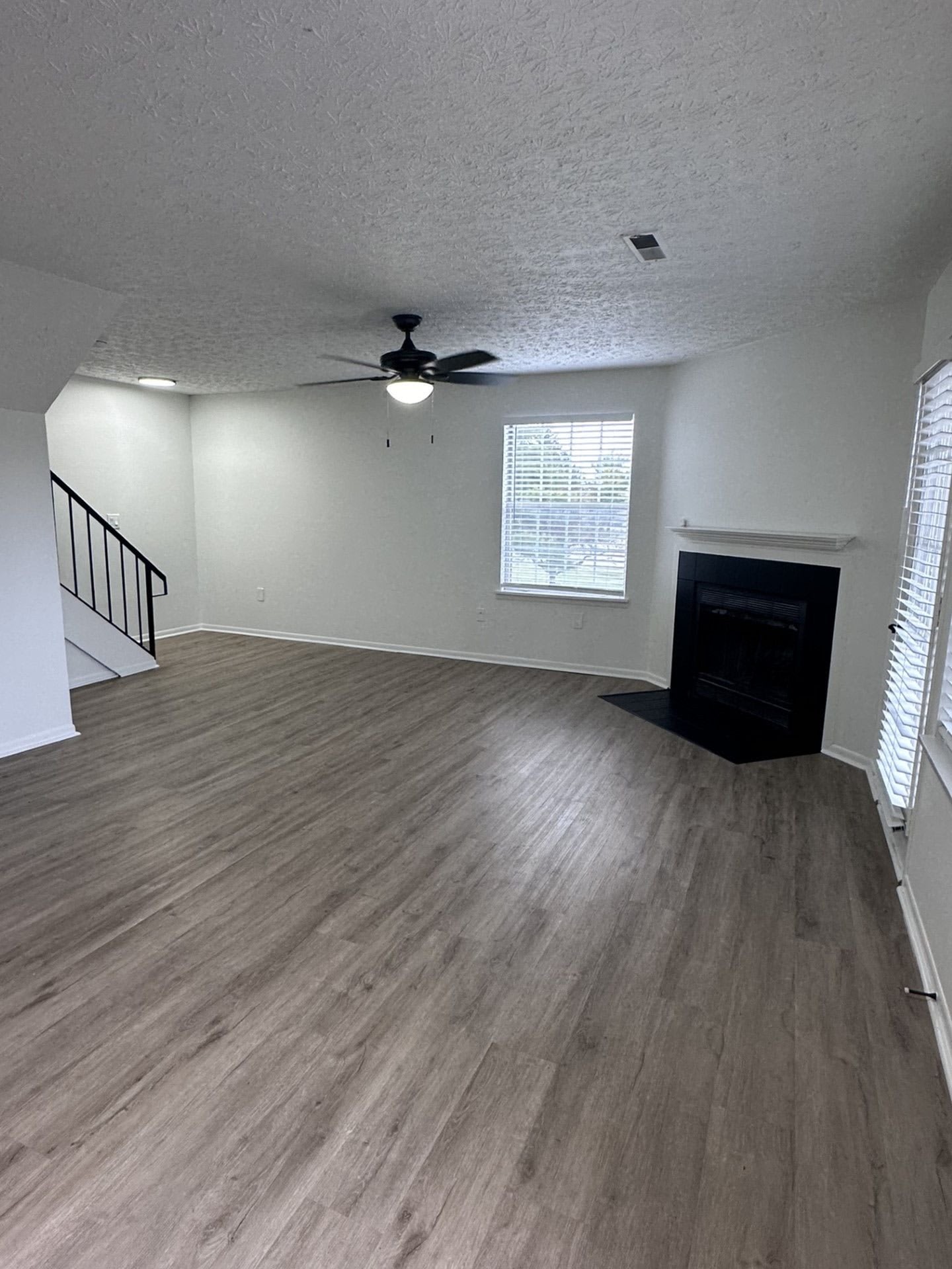 Hickory Creek Apartment Homes – photo 3