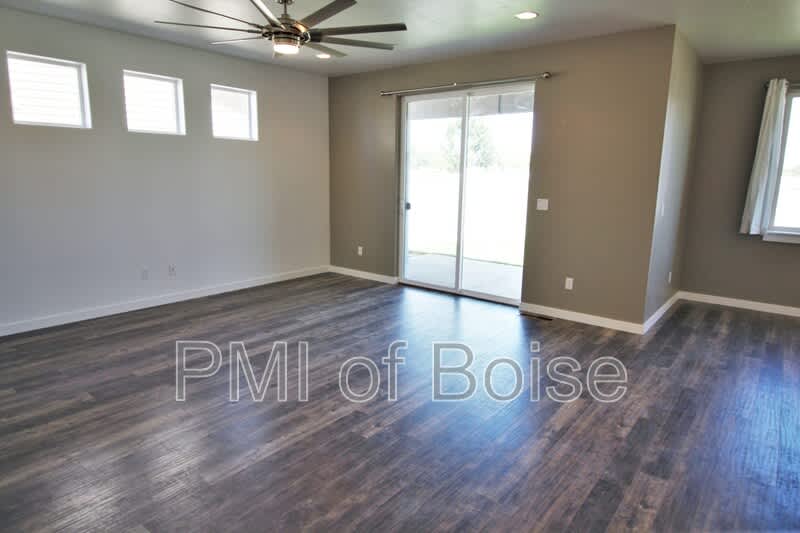 1570 S Pilar Way – photo 5