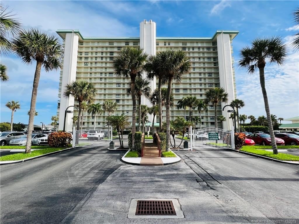 9900 S Ocean Drive – photo 2