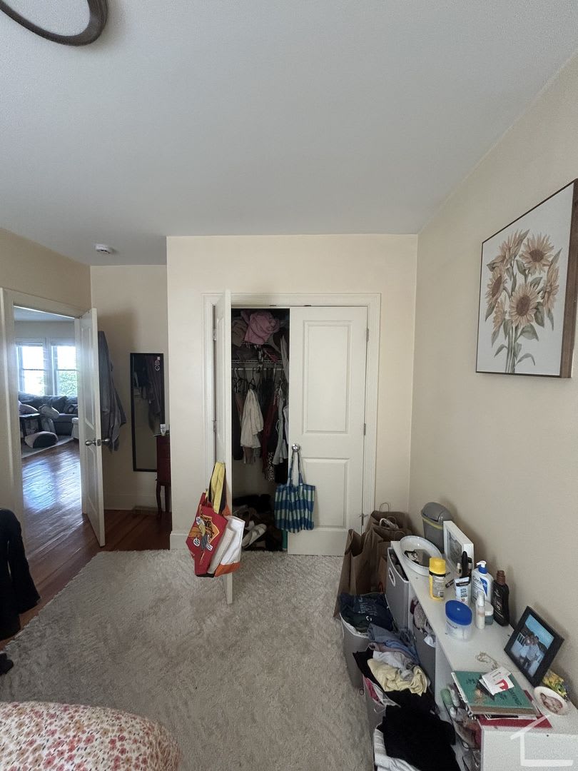 Nicely updated 3 bedroom unit in Brighton – photo 4