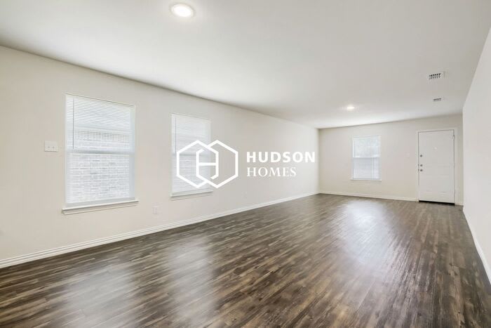 121 Hesed Street – photo 2