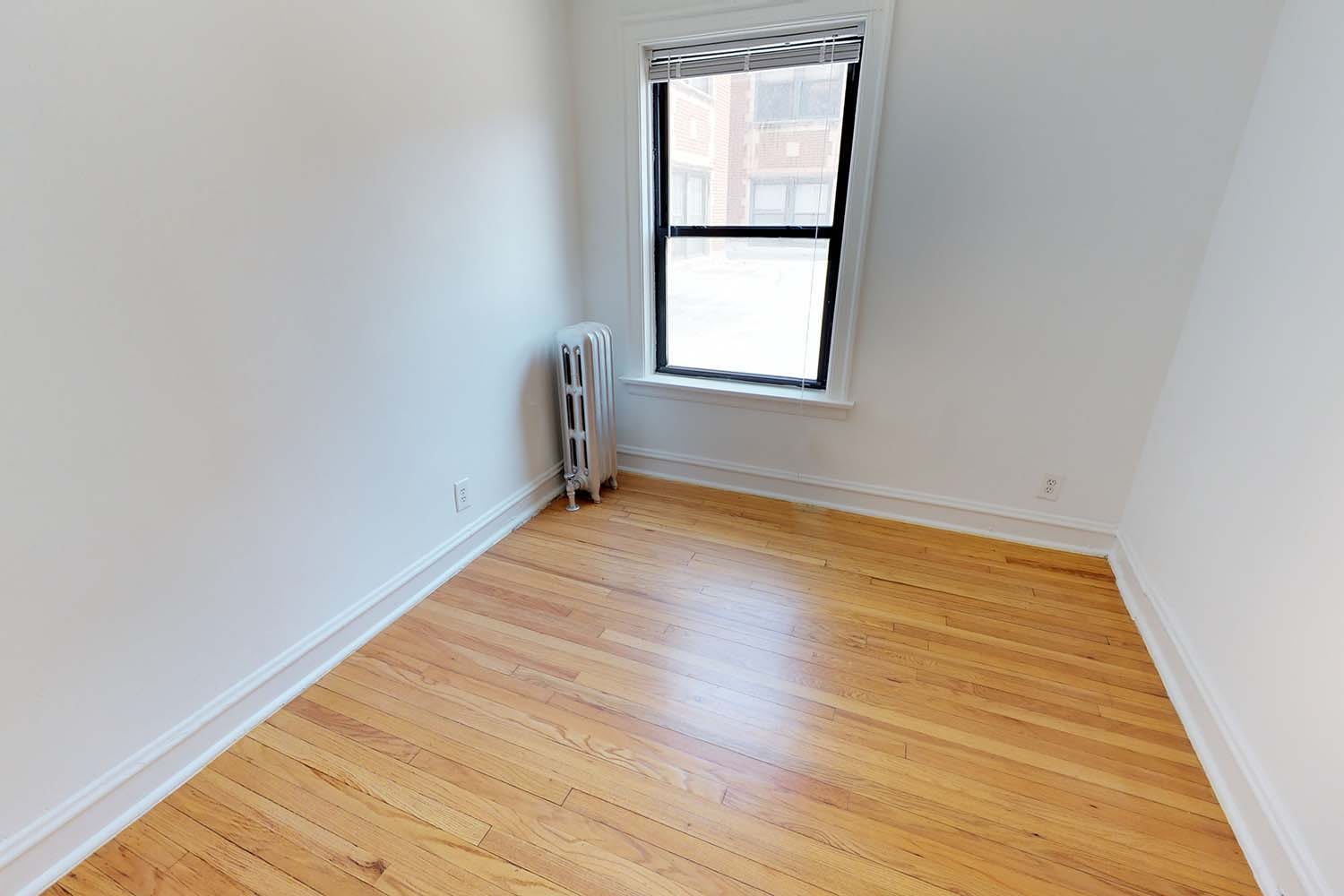 1440 E. 52nd Street – photo 4