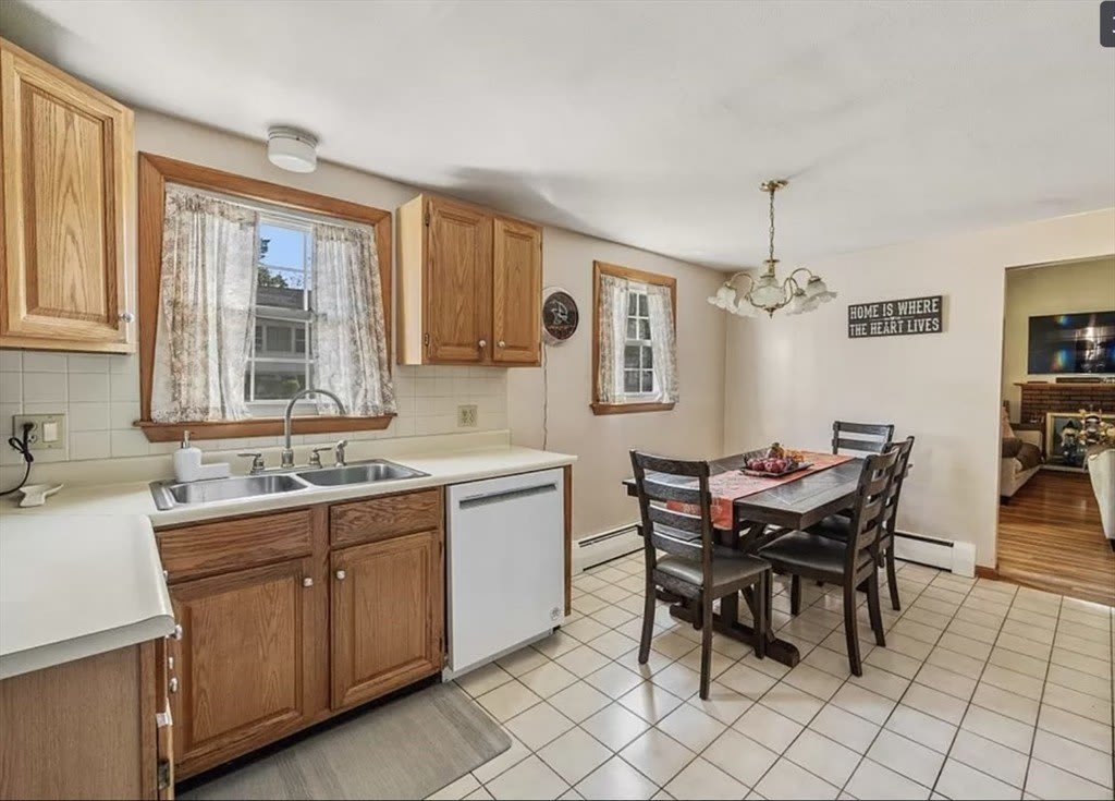 11 Boyden St – photo 2