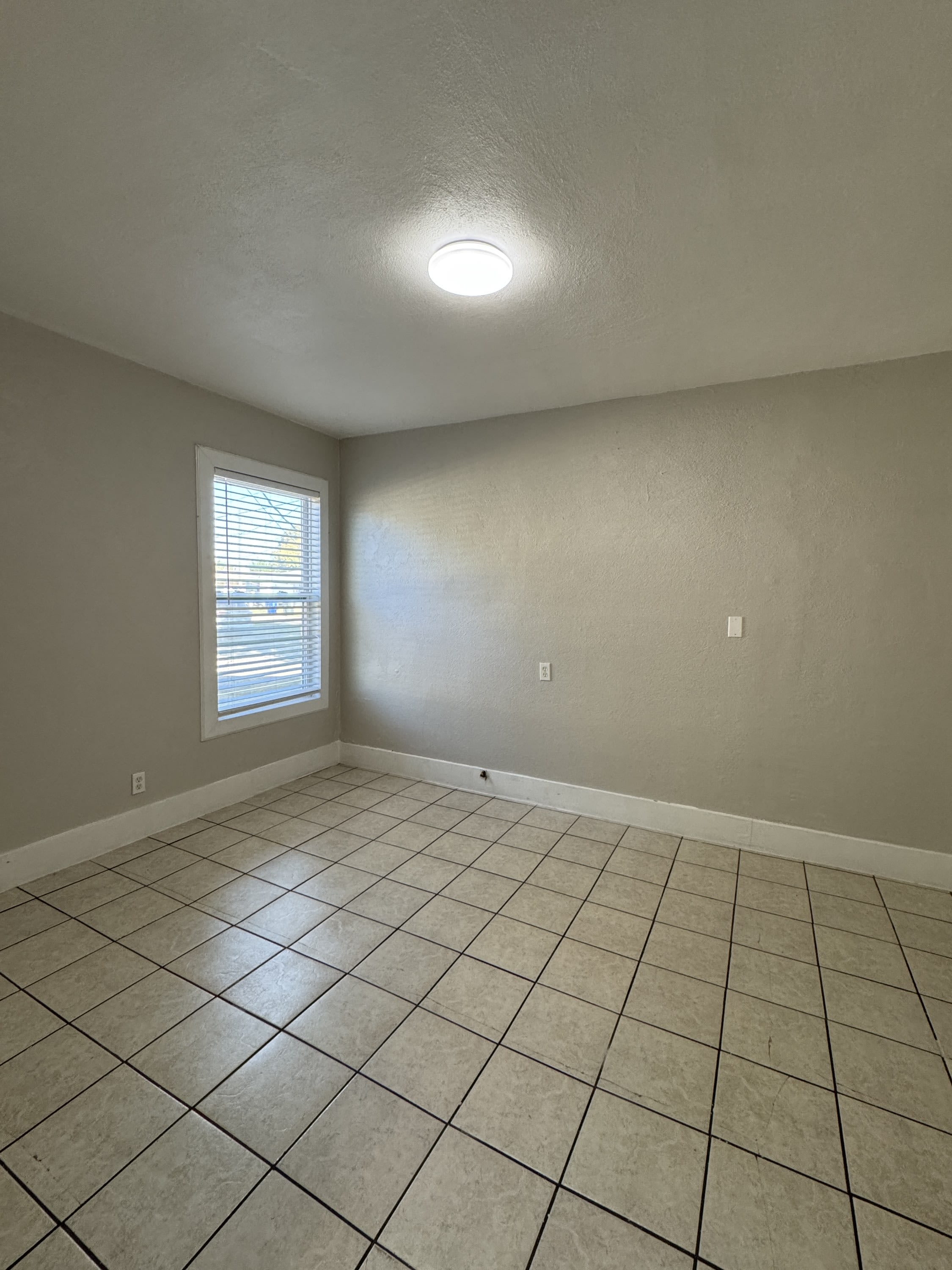 4262 Greenwood Avenue Back – photo 5