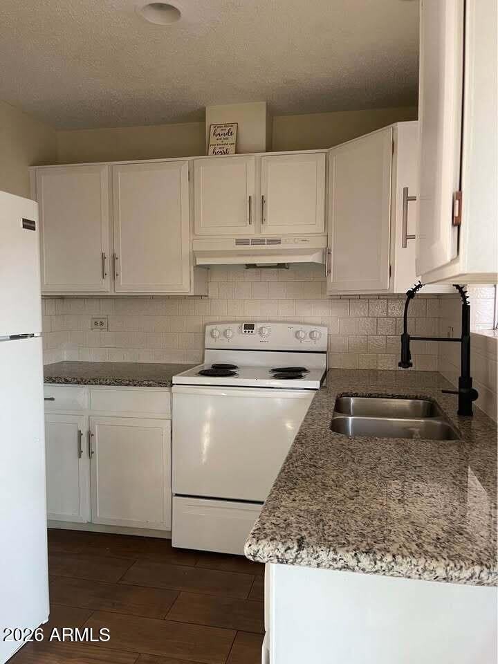 2308 N 51ST Place – photo 1