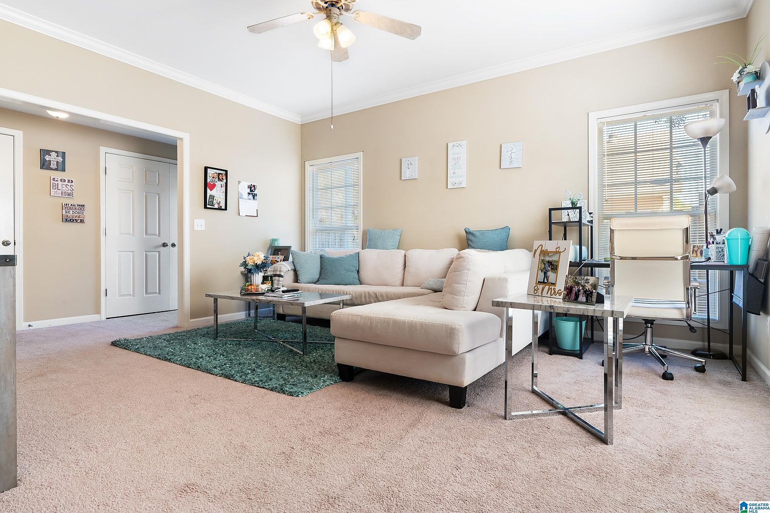 2033 Queens Ct – photo 5