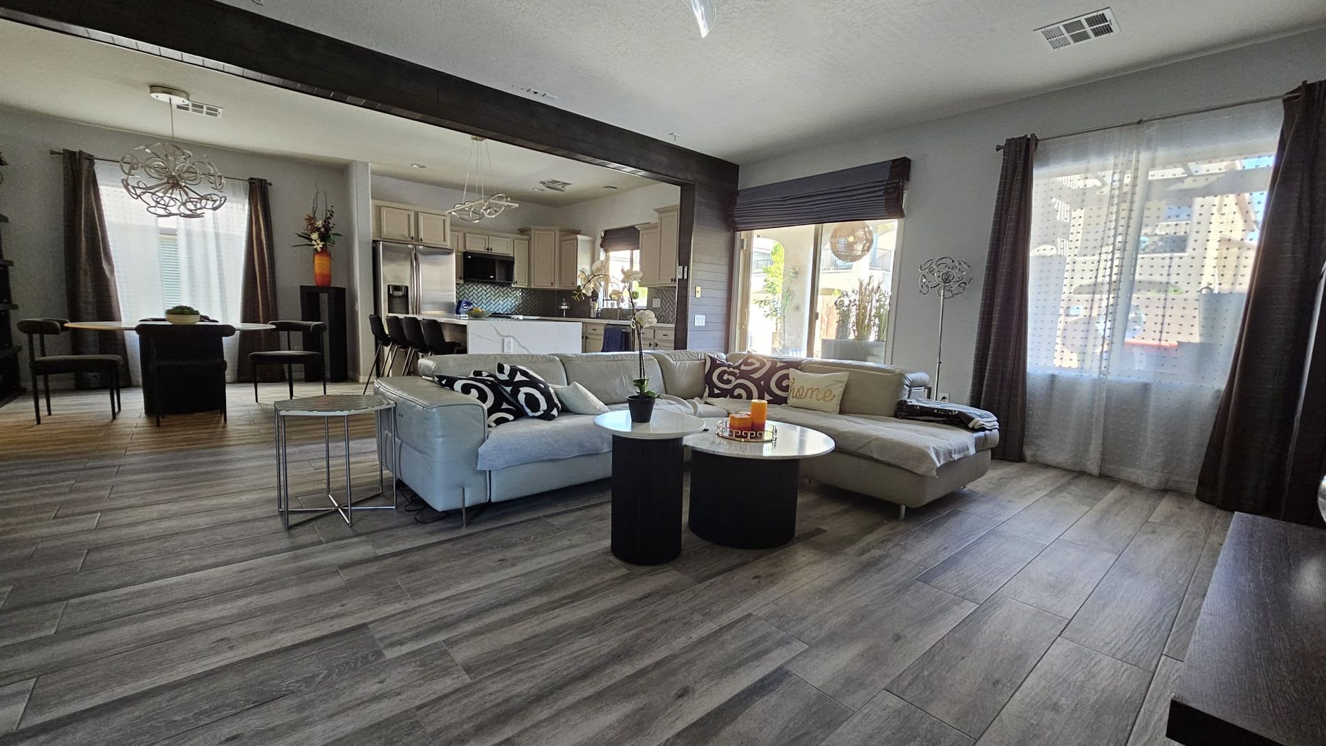 Fully Furnished 3BD/3BA Home in Mountains Edge with Private Pool & Balcony – photo 5